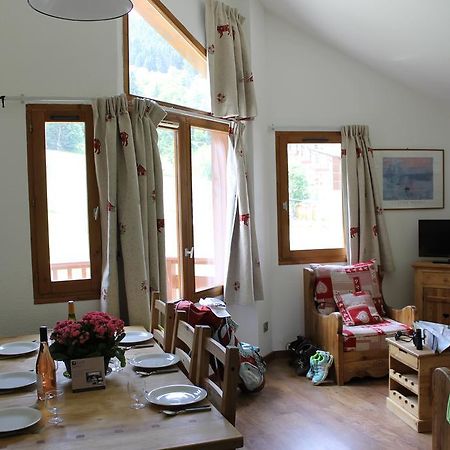 Residence Grand Bois Cles Blanches La Tania Oda fotoğraf