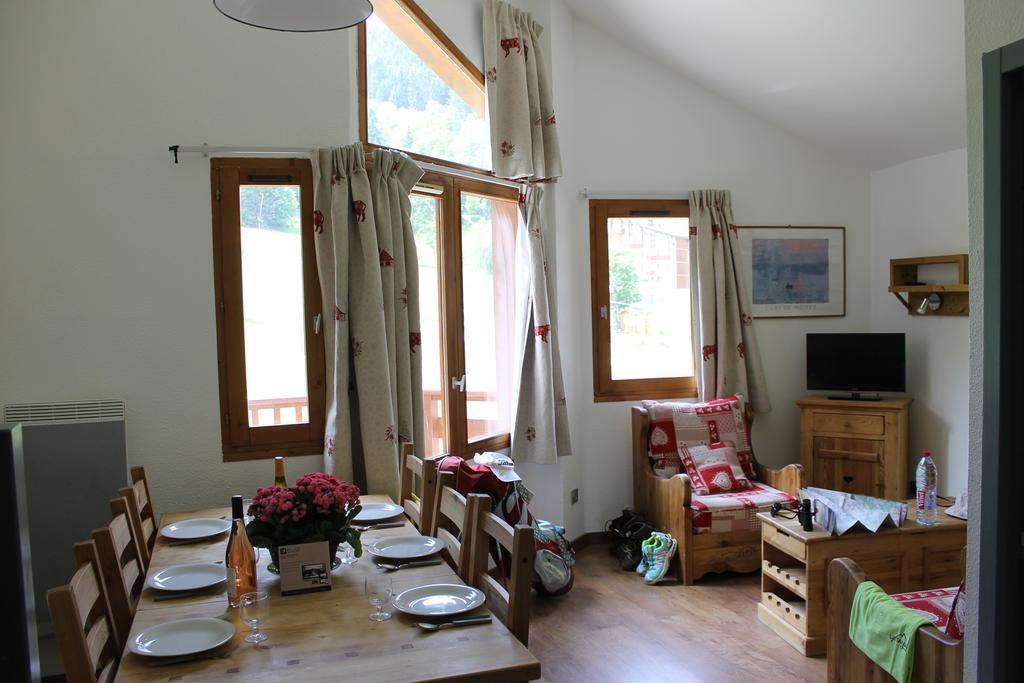 Residence Grand Bois Cles Blanches La Tania Oda fotoğraf